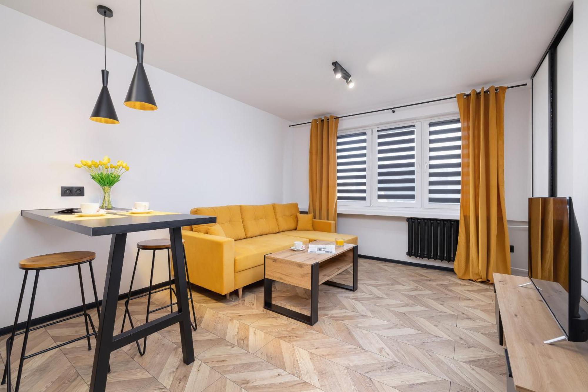 City Center One-Bedroom Apartment With Bathtub By Noclegi Renters Rzeszow Exterior photo